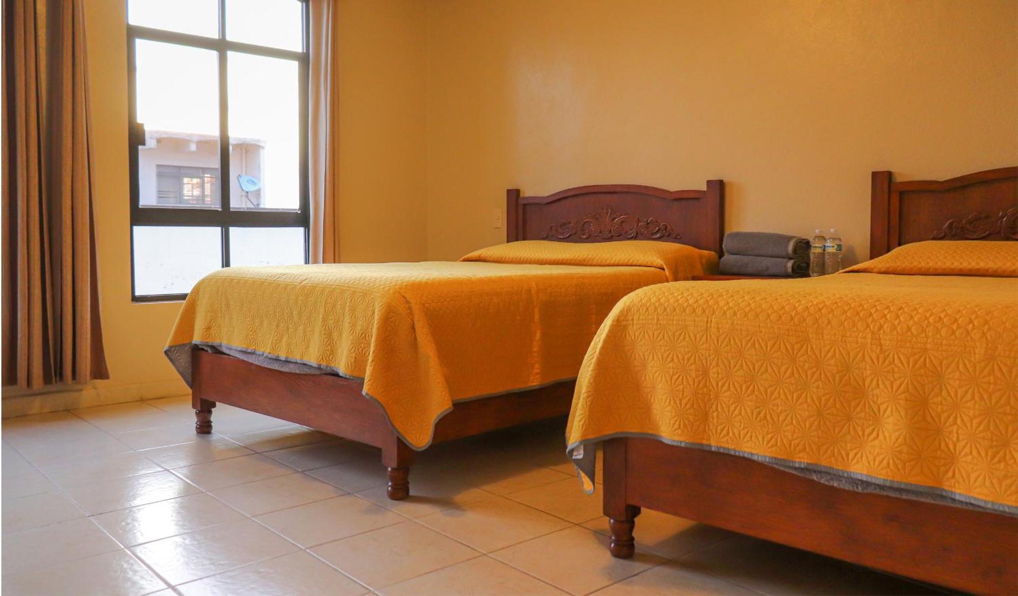 Hotel Coroneo Екстер'єр фото