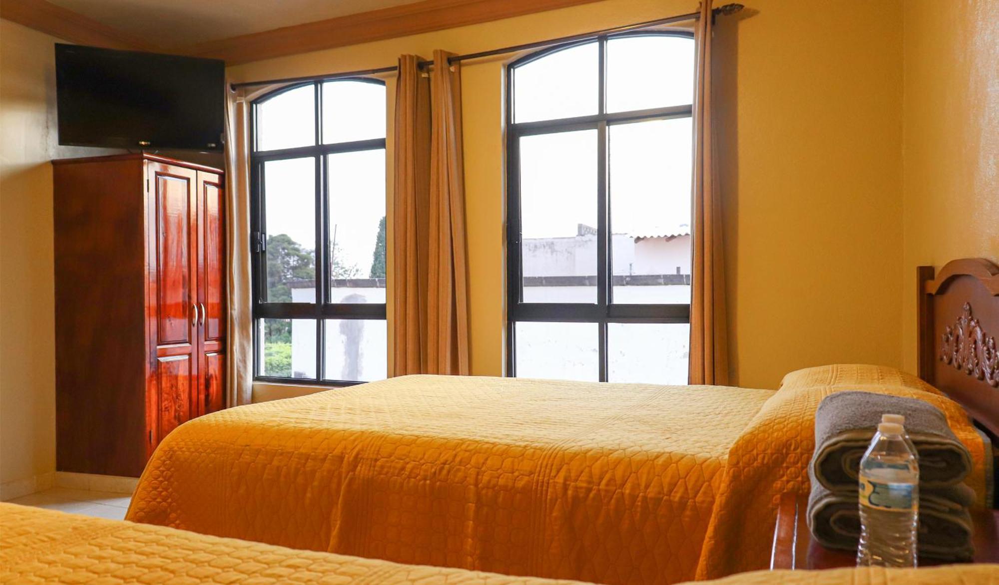 Hotel Coroneo Екстер'єр фото